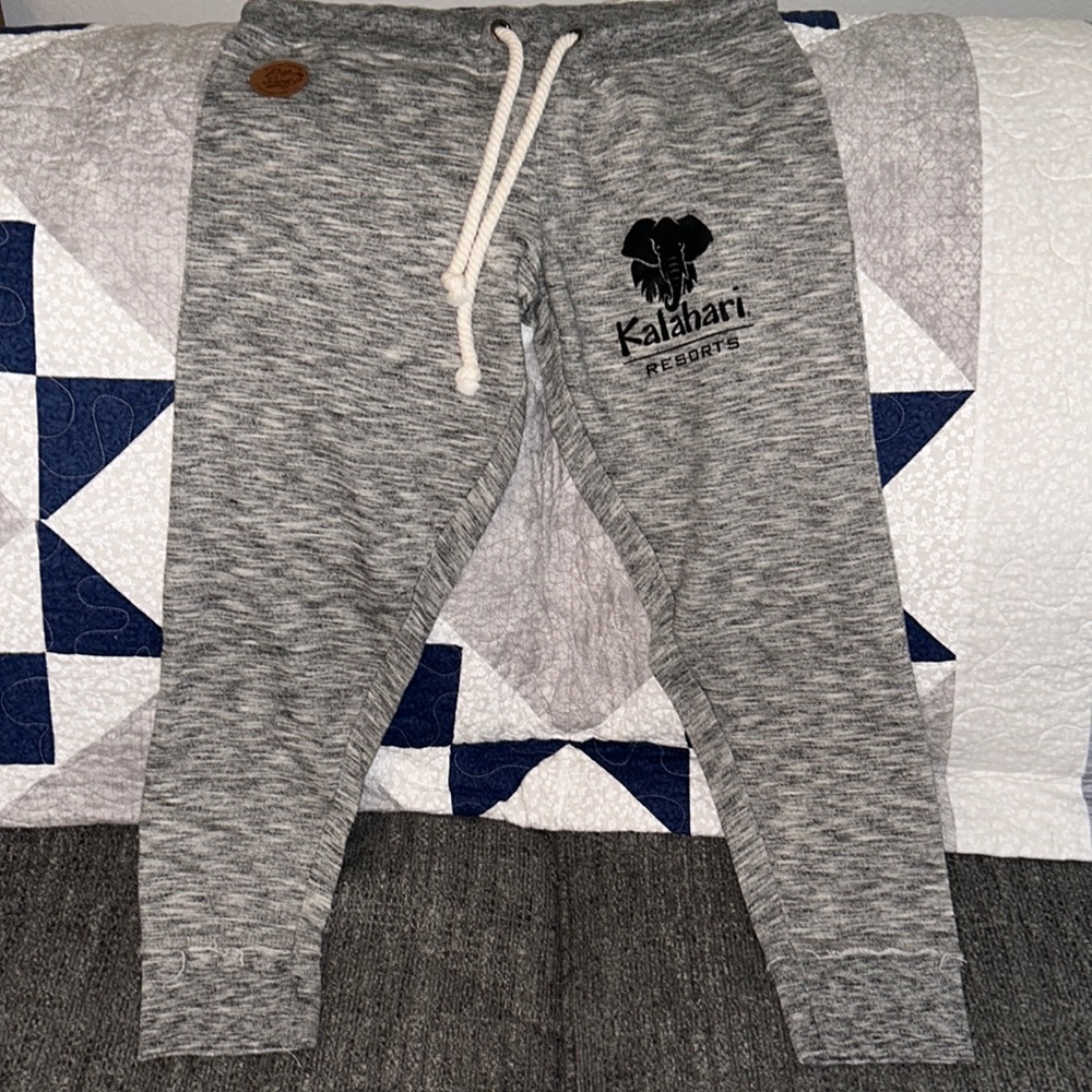 Grey Kalahari jogger capri sweatpants